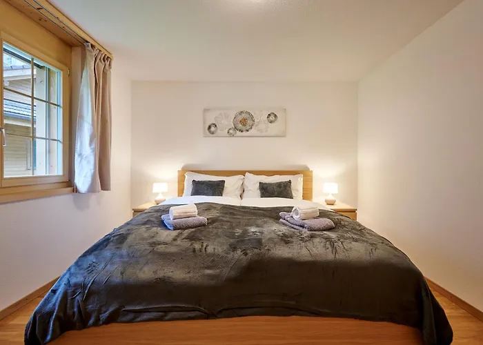 Great Location, Spacious, Views, Modern Apartman