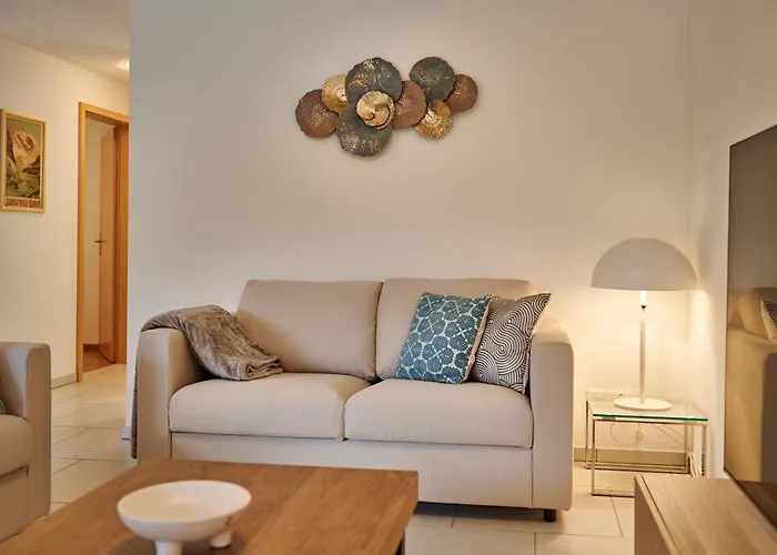 Appartamento Great Location, Spacious, Views, Modern