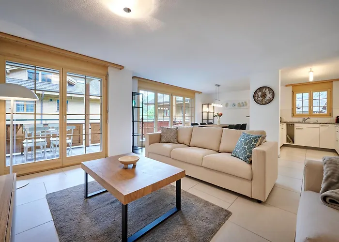 Great Location, Spacious, Views, Modern *