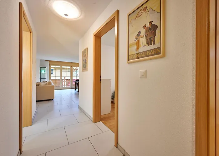 Great Location, Spacious, Views, Modern Apartman