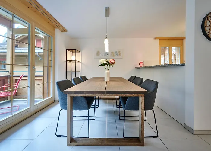Apartman Great Location, Spacious, Views, Modern