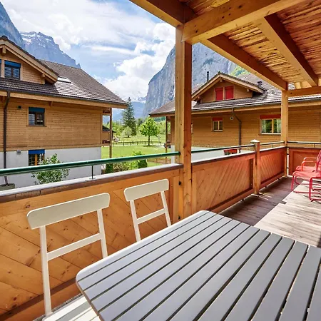Great Location, Spacious, Views, Modern Διαμέρισμα Lauterbrunnen